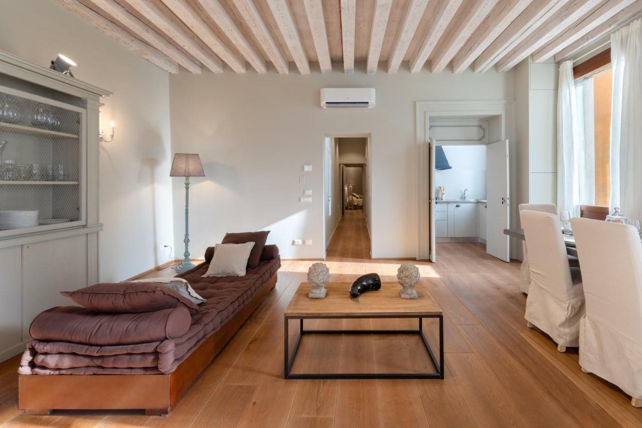 Bridge Of Sighs Luxurious Apartment 威尼斯 外观 照片